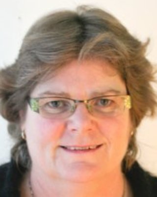 Photo of Pauline Pringle-Thomas, PBANZ, Psychotherapist