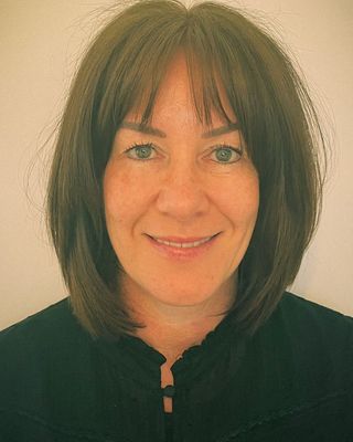 Photo of Georgina Harvey, MSc, MUKCP, Psychotherapist