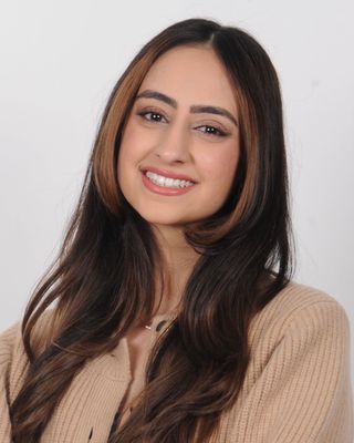 Photo of Mahnoor Zulfiqar, RP (Q), Registered Psychotherapist (Qualifying)