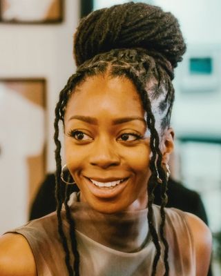 Photo of Jarah Koomson, MSc, BACP, Psychotherapist