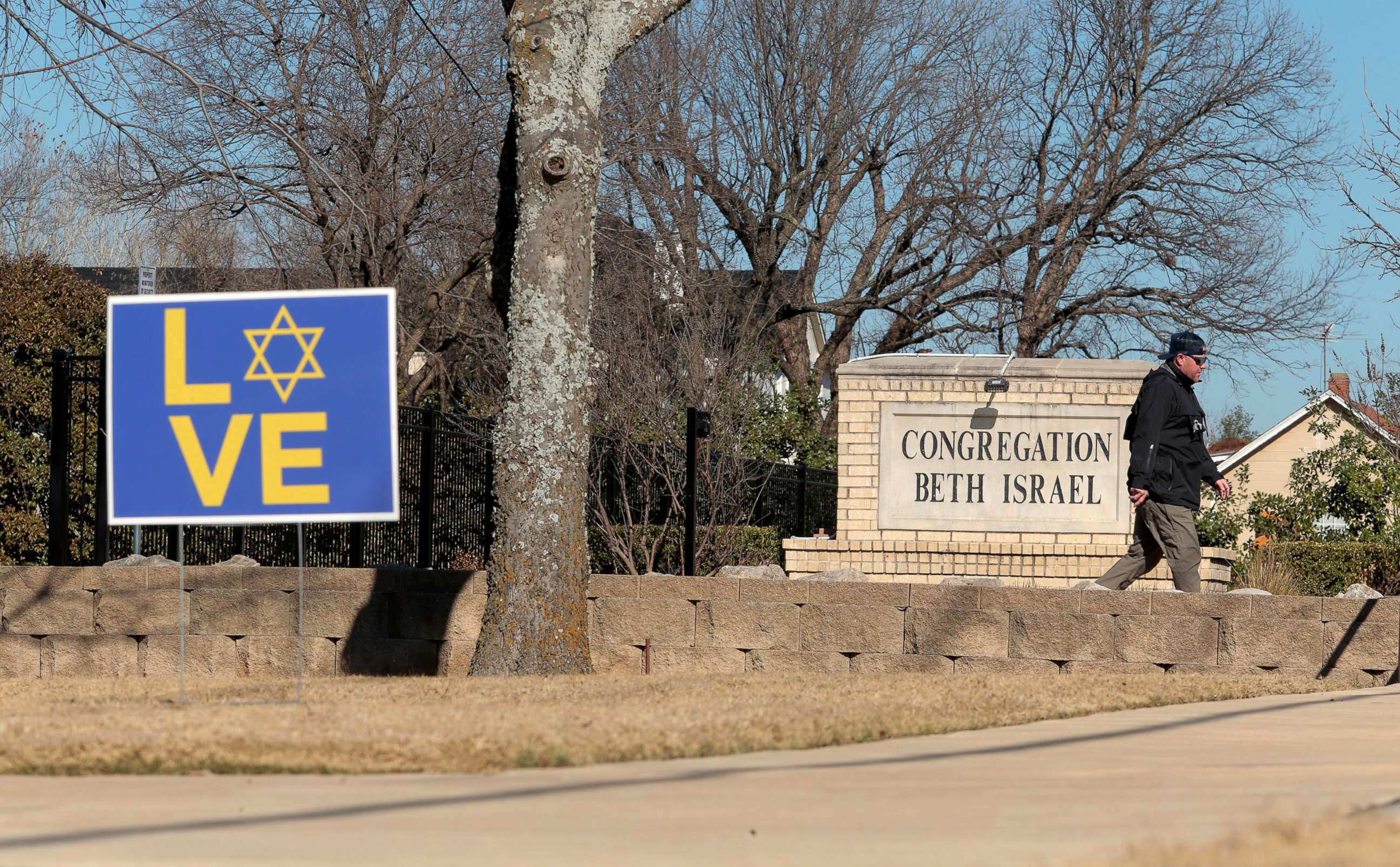 PHOTO: Law enforcement personnel continue the investigation to the hostage incident at Congregation Beth Israel Synagogue in Colleyville, Texas, on Jan. 16, 2022.