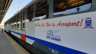 tren cfr clatori intre gara de nord si aeroportul otopeni