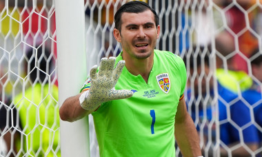 Torwart/Goalie Florin Nita (Rumänien Romania, 01) - Frankfurt 26.06.2024: Slowakei vs. Rumänien, EURO2024 M33 Gruppe E,