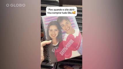 Papelaria tem estoque de cadernos da dupla Sandy & Junior, comercializados há anos