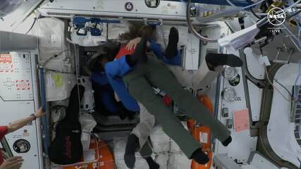 Tripulação da Crew 8 chega à Estação Espacial Internacional