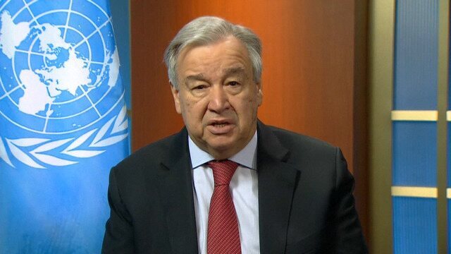 O secretário-geral da ONU, António Guterres, recomenda que governos invistam mais em serviços online para atender as denúncias e dar apoio às vítimas. Segundo ele, bloqueios e quarentenas são essenciais para suprimir a Covid-19, mas podem expor mulheres com parceiros abusivos