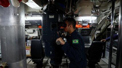 Veja como é o Tikuna, submarino da Marinha do Brasil