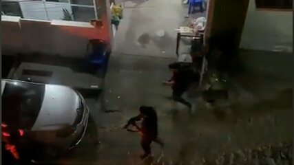 Moradores registram intensa troca de tiros na Muzema, na Zona Oeste do Rio