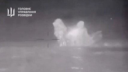 Ucrânia afunda navio de guerra russo com drone marítimo