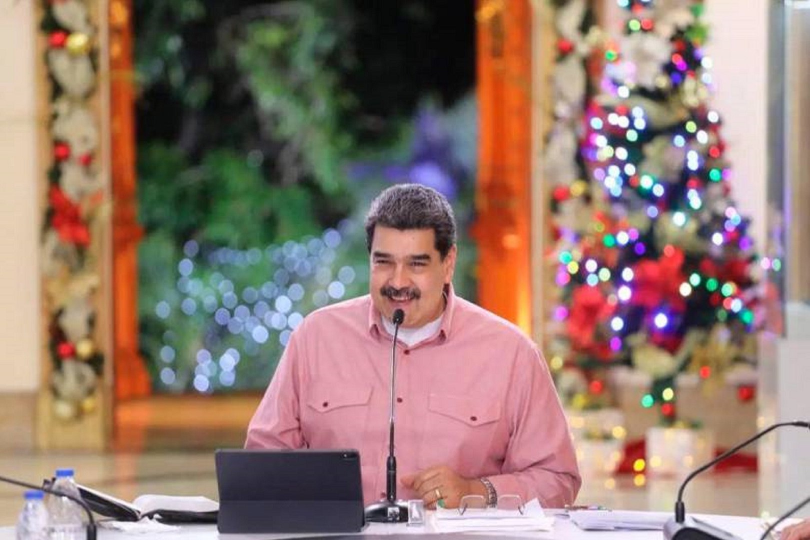 Nicol�s Maduro adelanta la Navidad en Venezuela al 1 de octubre