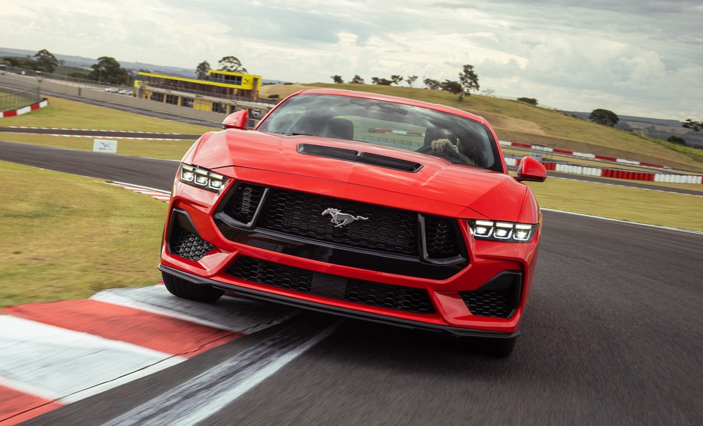 Ford Mustang 2024 custa R$ 529 mil. em versão única — Foto: Divulgação