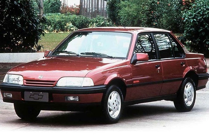 Chevrolet Monza (Foto: Divulgação)