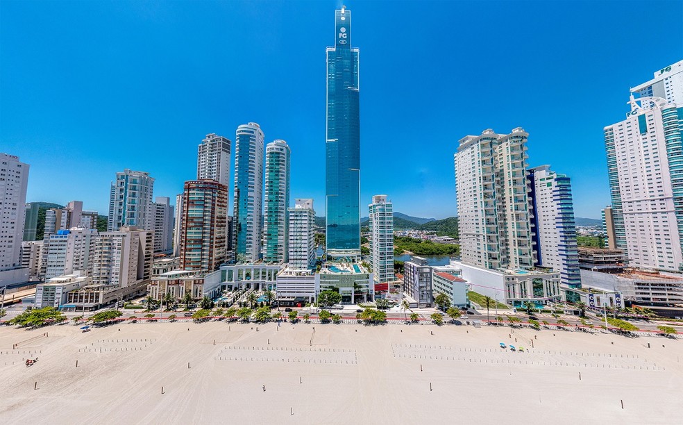 Família de CR7 tem um imóvel no One Tower, edifício de 290 metros de altura, que lidera o ranking dos residenciais mais altos da América Latina — Foto: FG/Divulgação