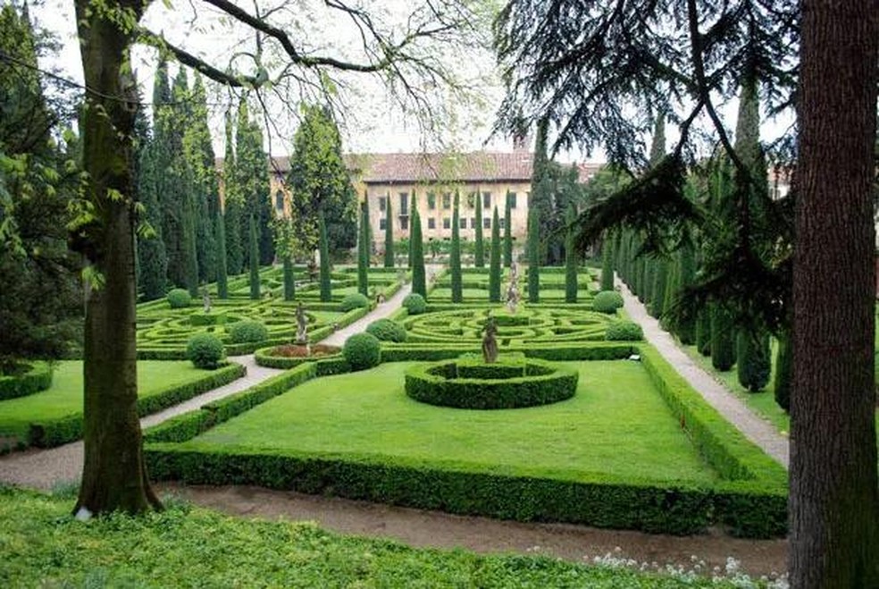 Jardim Giusti, Verona, Itália. (Foto: Divulgação/Reprodução) — Foto: Casa Vogue
