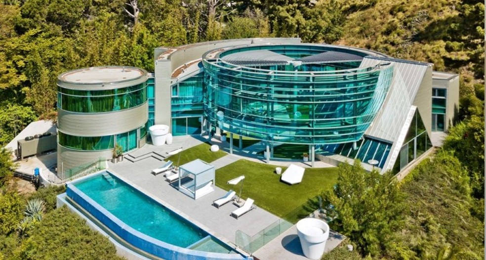 Casa de vidro que já teve Justin Bieber como inquilino está à venda por R$ 200 milhões — Foto: Divulgação