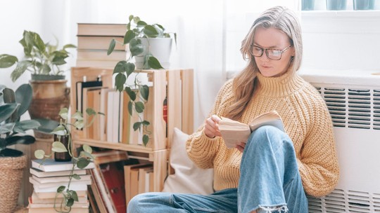 8 livros lançados em julho para ler nas férias