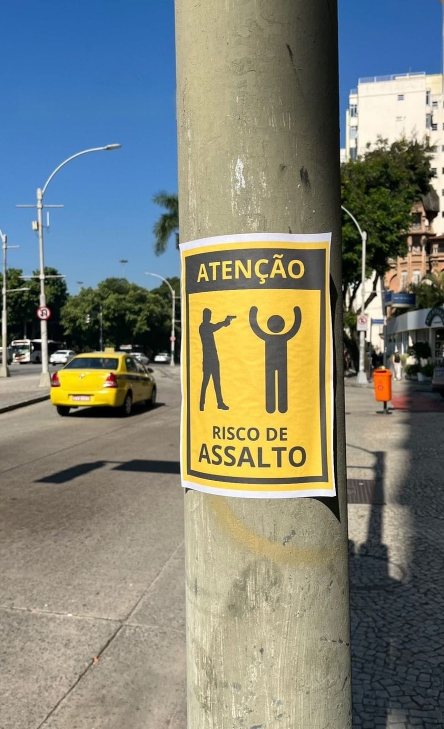 Aviso de assalto no Flamengo, na Zona Sul do Rio.