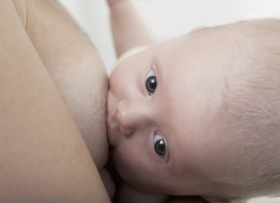 Como o leite materno ajuda a formar o paladar da criança (Foto: Thinkstock Photo) — Foto: Crescer