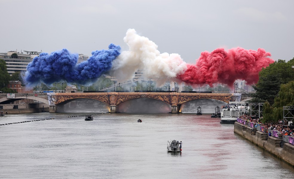 Show de fumaça na abertura dos Jogos Olímpicos de Paris, 2024_Olimpíadas — Foto: Lars Baron/Getty Images