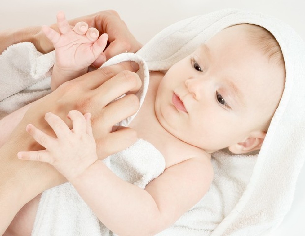Pele do bebê é sensível (Foto: Thinkstock) — Foto: Crescer