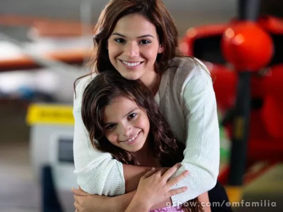 Luana participou da novela "Em família", protagonizada pela irmã, Bruna Marquezine, em 2014 — Foto: Gshow