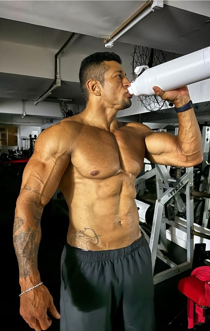 Gilson de Oliveira, personal trainer apontado como pivô da separação de Gracyanne Barbosa e Belo — Foto: Reprodução/Instagram