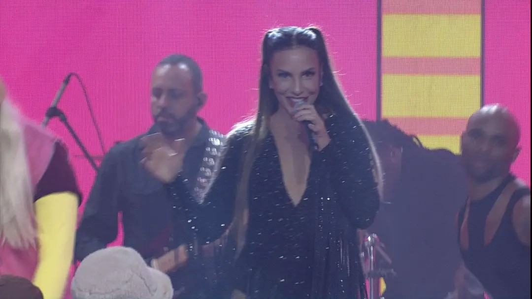 Ivete Sangalo canta na festa do 'BBB 23' — Foto: Reprodução