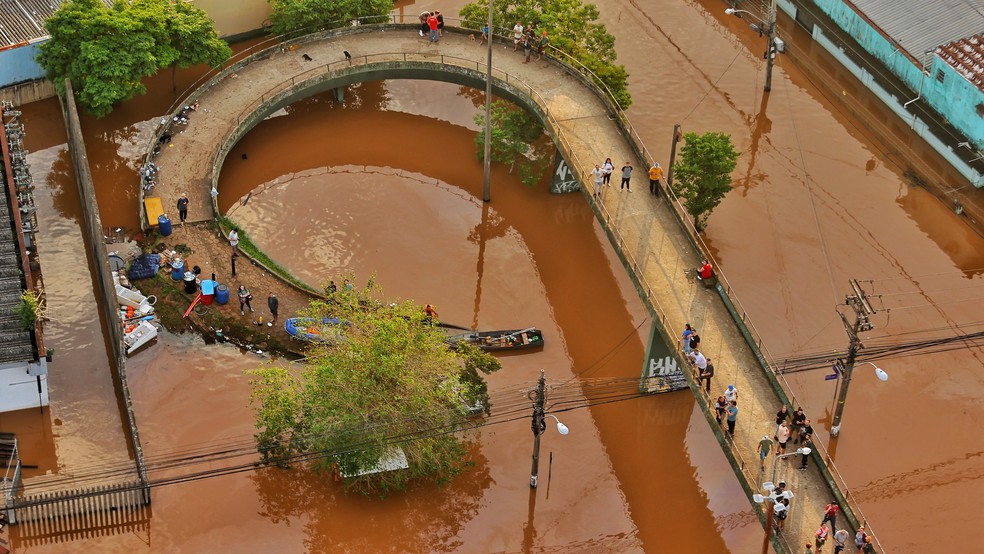 Operação de resgate em Porto Alegre — Foto: Lauro Alves/Secom