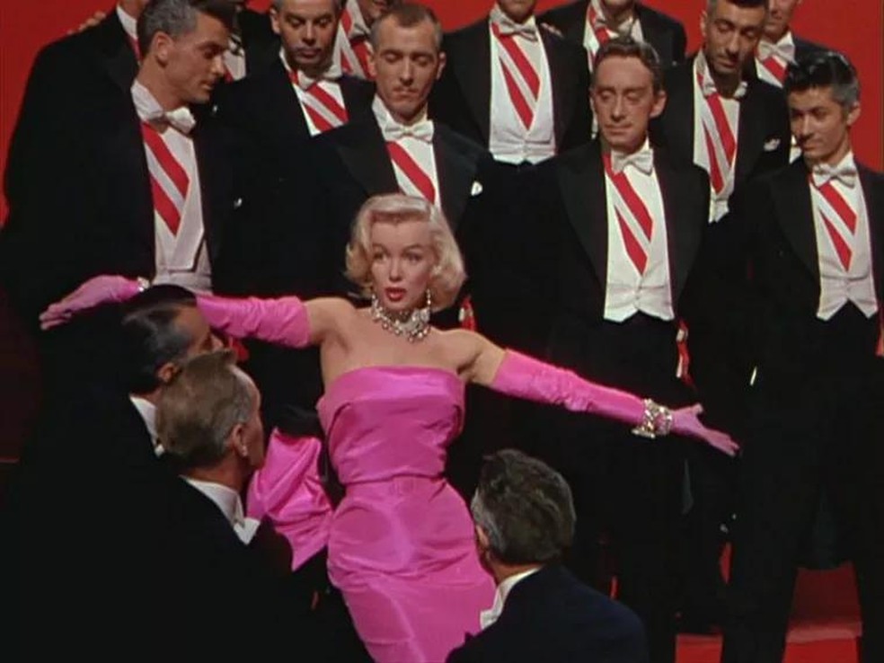 Marilyn Monroe em cena de Os Homens Preferem As Loiras (Foto: Reprodução/20th Century Fox) — Foto: Galileu
