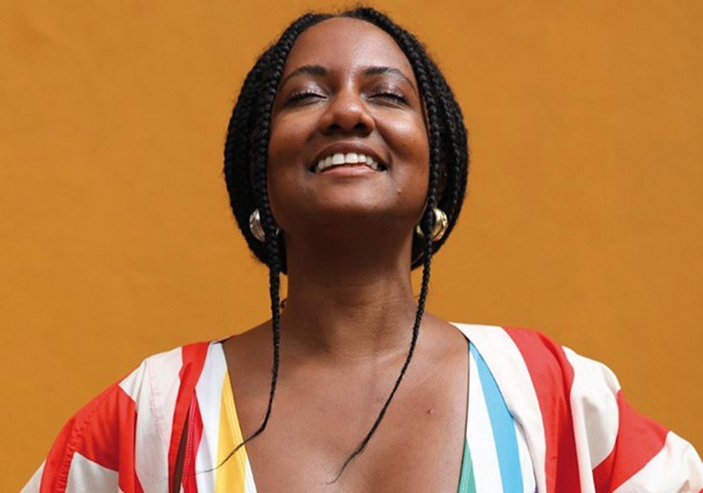 @mequetrefismos Luiza Brasil é jornalista, fashionista e ativista racial. Aqui, compartilha seus insights certeiros sobre moda, comportamento y otras cositas más... (Foto: Luiza Ferraz) — Foto: Glamour