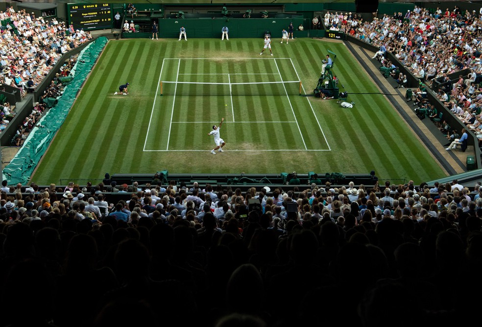 Roger Federer jogando em Wimbledon, 2018 — Foto: Rolex