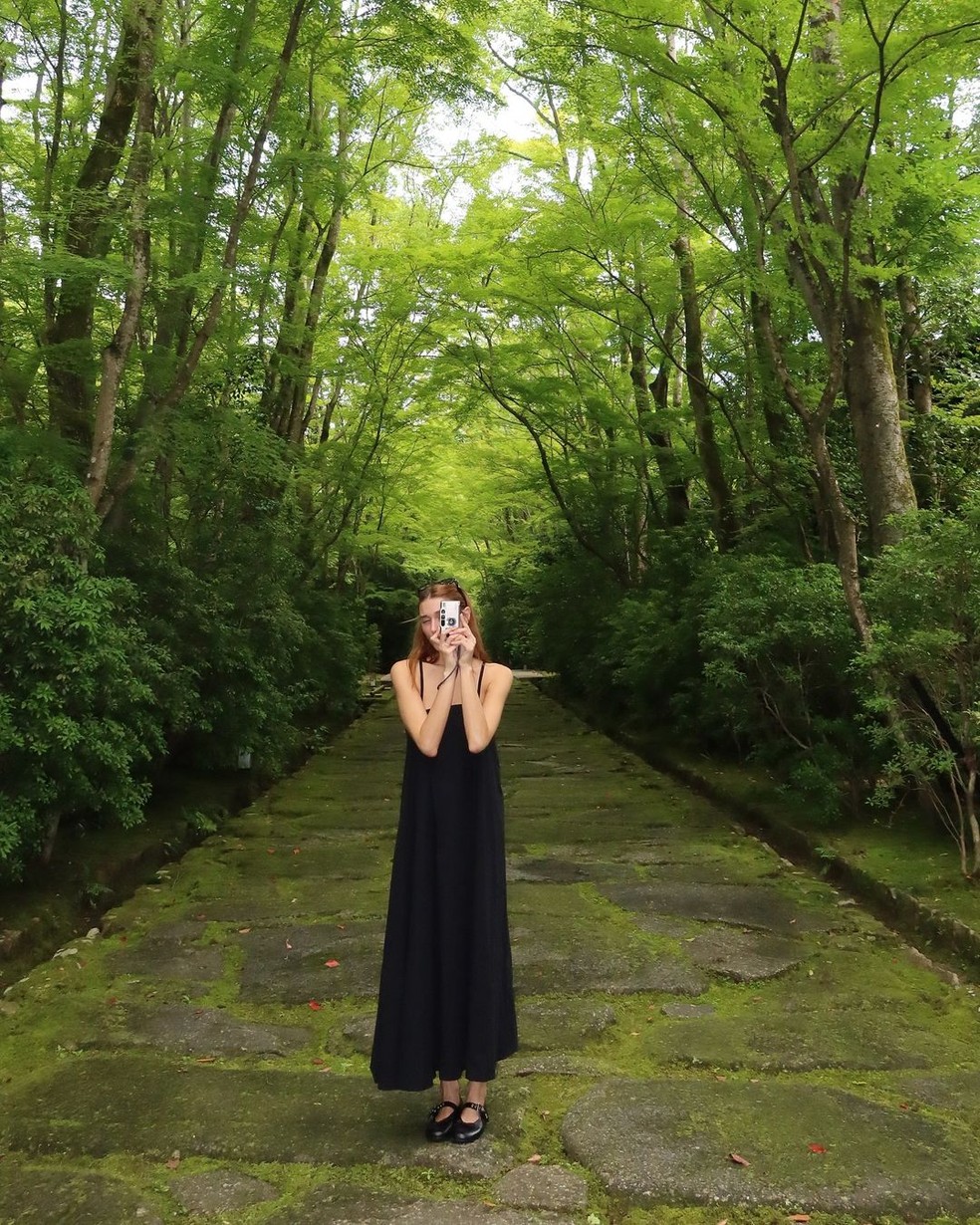 Looks de Sasha em viagem ao Japão — Foto: Reprodução/Instagram @sashameneghel