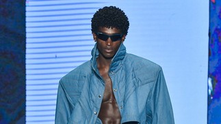 As tendências que marcaram o SPFW N54 - Ombro marcado  — Foto: Ze Takahashi @agfotosite