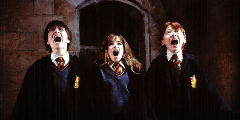 Daniel Radcliffe, Emma Watson e Ruper Grint em um dos filmes da saga Harry Potter — Foto: Divulgação