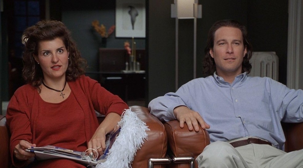 John Corbett e Nia Vardalos em Casamento Grego (2002) — Foto: Reprodução