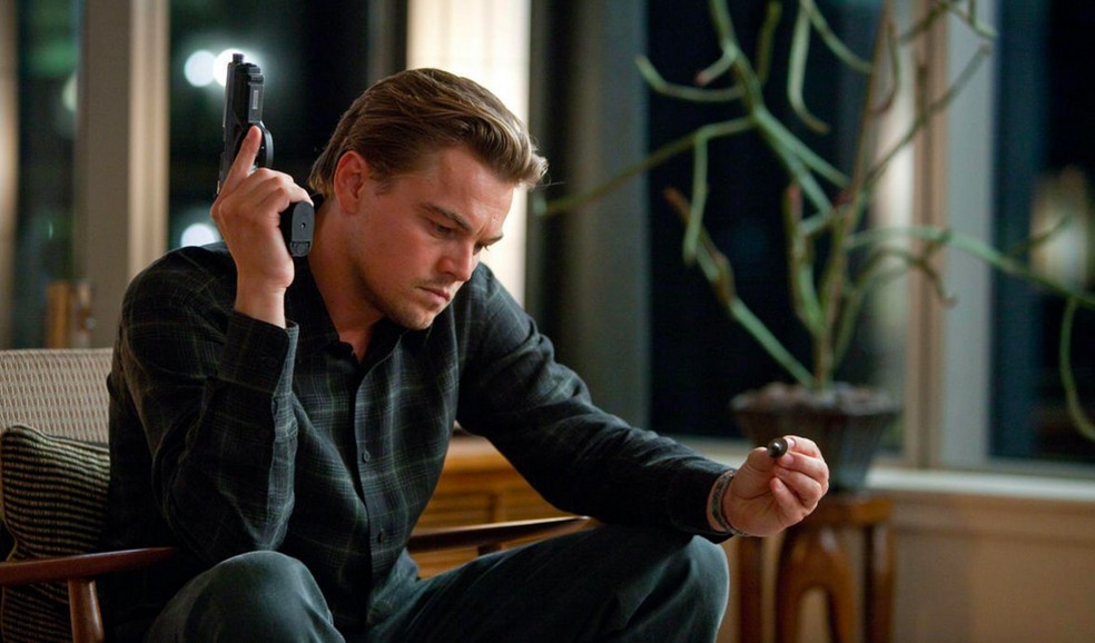 Leonardo DiCaprio em cena de A Origem (2010) — Foto: Reprodução