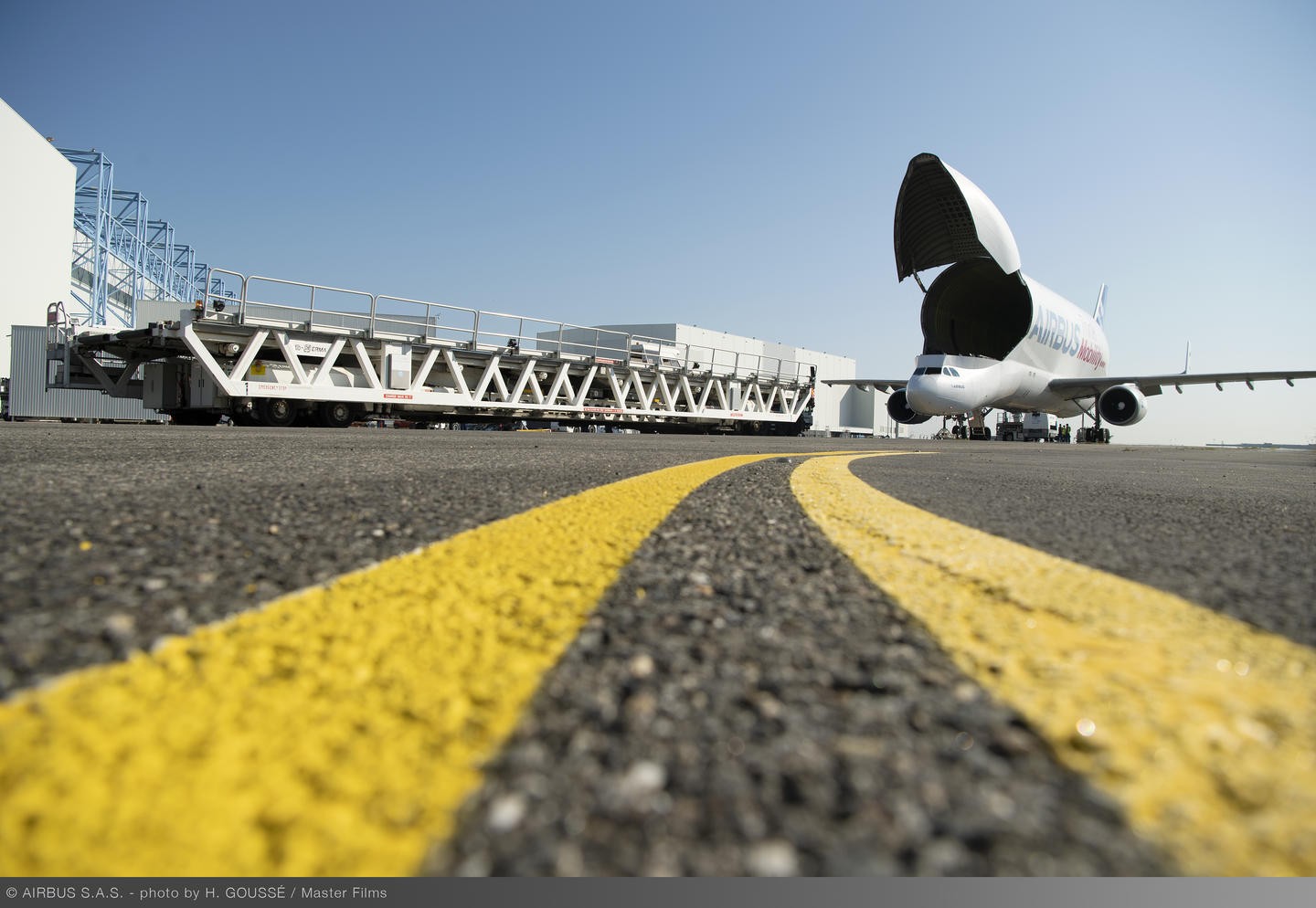 A aeronave é conhecida pelo seu formato exótico, que se assemelha a uma baleia beluga, também conhecida por baleia-branca. — Foto: Divulgação/ Airbus