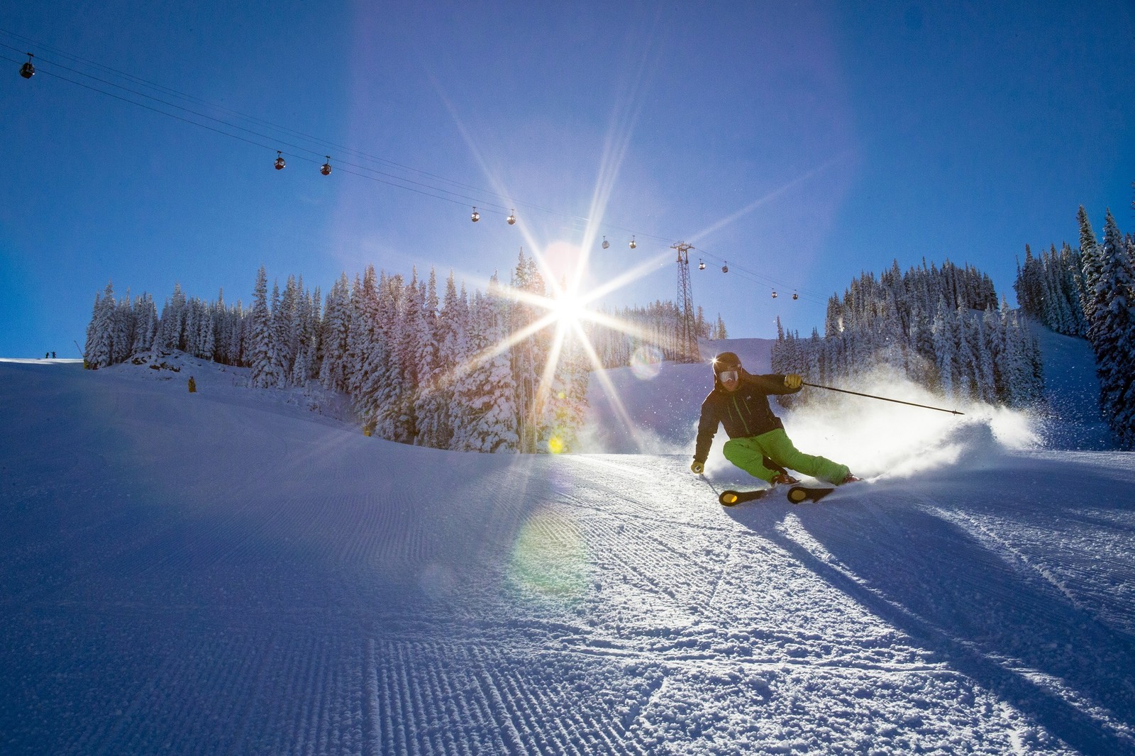 O esquiadores mais experientes se concentram nas pistas das montanhas Ajax e HighlandsDivulgação