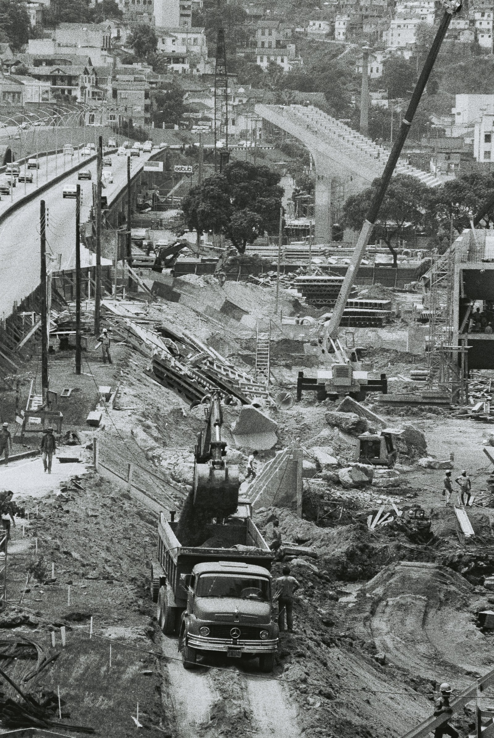 Técnicas de construção pré-moldada em concreto armado foram usadas na construção do Sambódromo — Foto: Renato Velasco