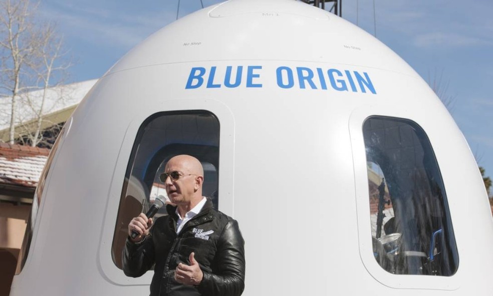 O New Shepard decolou das instalações da Blue Origin no oeste do Texas. Ele é composto por um foguete e uma cápsula que tem espaço para seis pessoas a bordo — Foto: Matthew Staver / Bloomberg