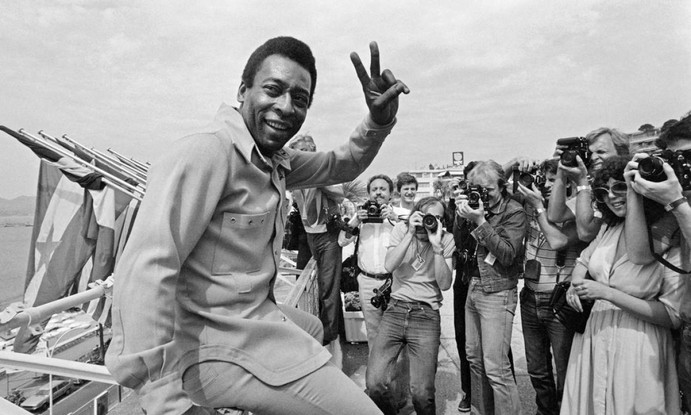 Pelé, lenda viva do futebol, em maio de 1981, durante o 34º Festival Internacional de Cinema de Cannes