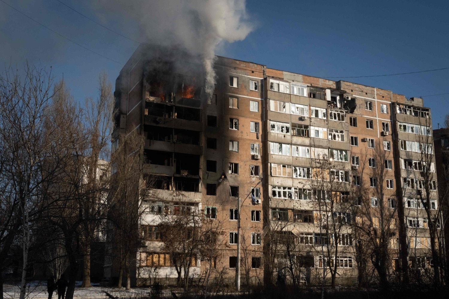 Edifício bombardeado na cidade de Avdiivka, na Ucrânia — Foto: YasuYoshi Chiba/AFP