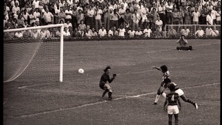 Botafogo 6 x 0 Flamengo em partida válida pelo Campeonato Brasileiro, realizada no Maracanã. — Foto: Acervo O Globo