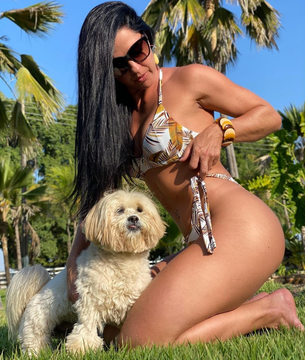 Estrias: Graciele Lacerda não esconde que possui as marquinhas pelo corpo — Foto: Reprodução Instagram