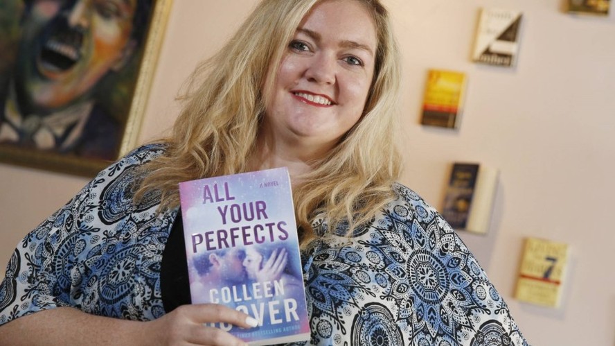 Colleen Hoover