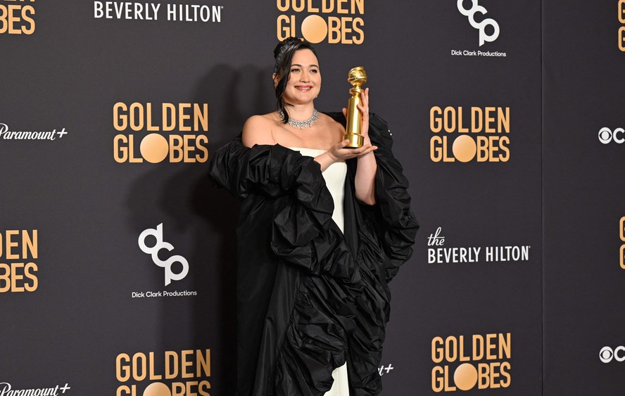 Lily Gladstone, primeira atriz indígena a ganhar um Globo de Ouro