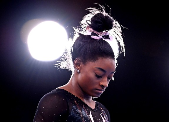 Simone Biles não disputará final individual geral