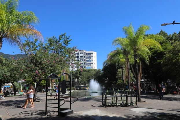 A Praça Saens Peña foi inaugurada há 112 anos