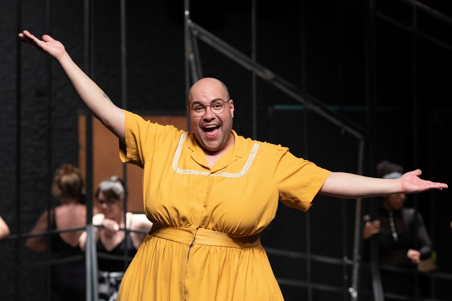 Tiago Abravanel, em ensaio do musical 'Hairspray', no Teatro Imprensa, em São Paulo