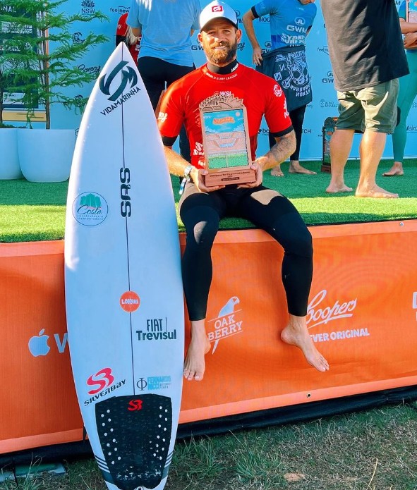 Alejo Muniz vai cobrir o surfe nas Olimpíadas de Paris — Foto: Reprodução/Instagram